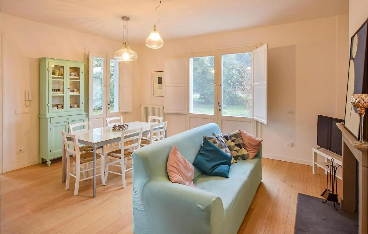 Beautiful Home In Orentano With Wifi